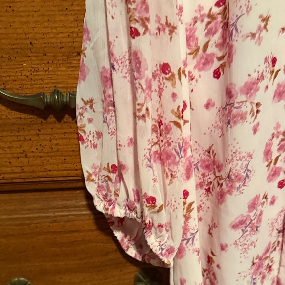 Floral Cece Pink Blouse - Picture 3 of 4